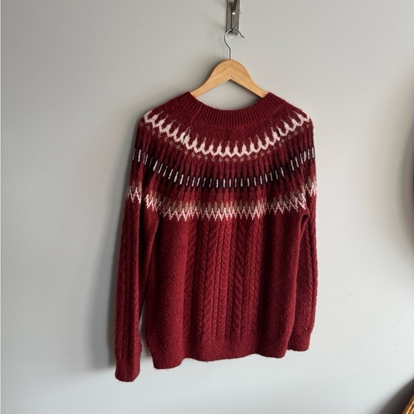 Wind river large Cozy Knit Sweater with Geometric Pattern - Picture 6 of 6